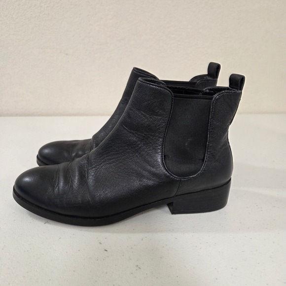 Cole Haan Shoes - Cole Haan Womens Black Leather‎ Chelsea Boots W06488 Low Block Heel Size 8B